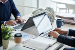Lebih Baik Mana, Kerja Dari Kantor atau Rumah di 2023