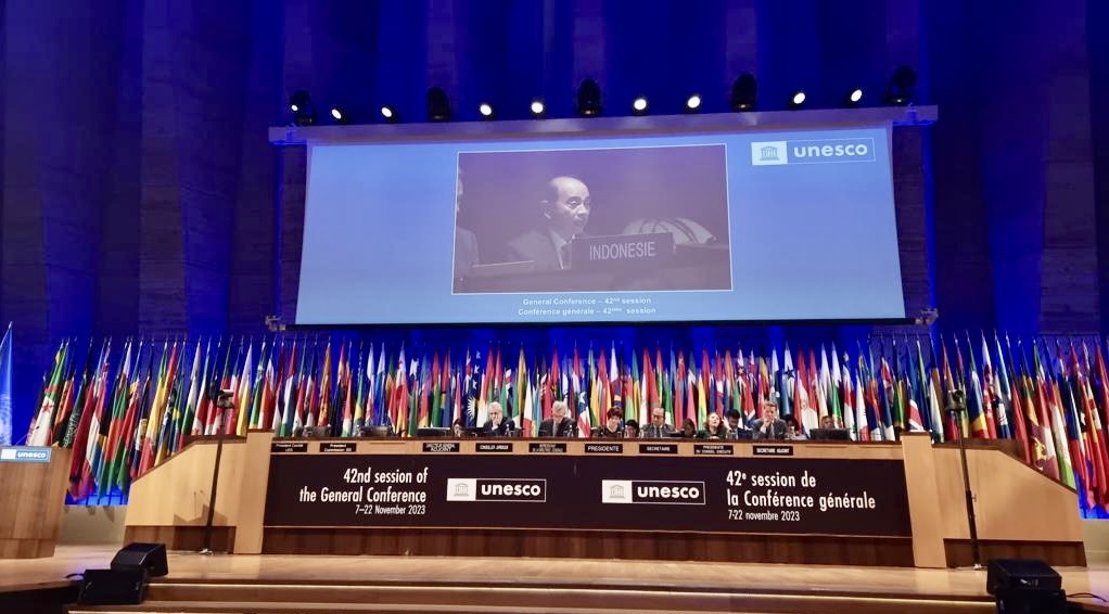 Bahasa Indonesia Resmi Ditetapkan Sebagai Bahasa Resmi di Sidang Umum UNESCO